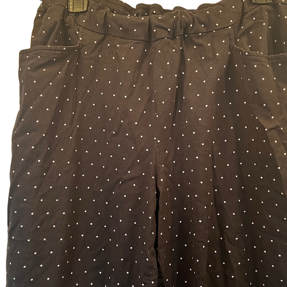 George Black and White Polka Dot Capris, Plus Size XXL - Picture 5 of 11